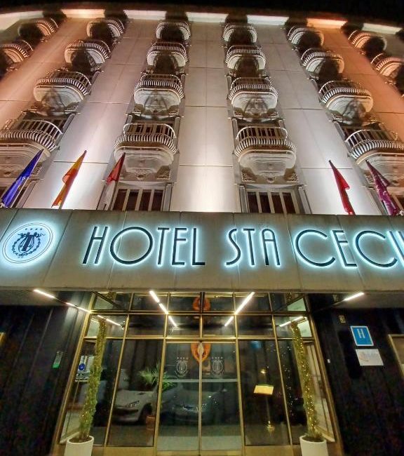 h-entrada-hotel