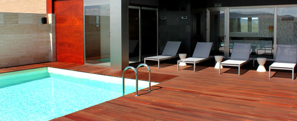 piscina_hotel_los_escuderos